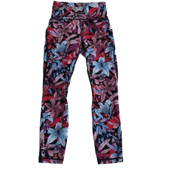 .Lululemon Train Times 7/8 Pant 25" Lush Lillies Multi - Picture 9 of 17